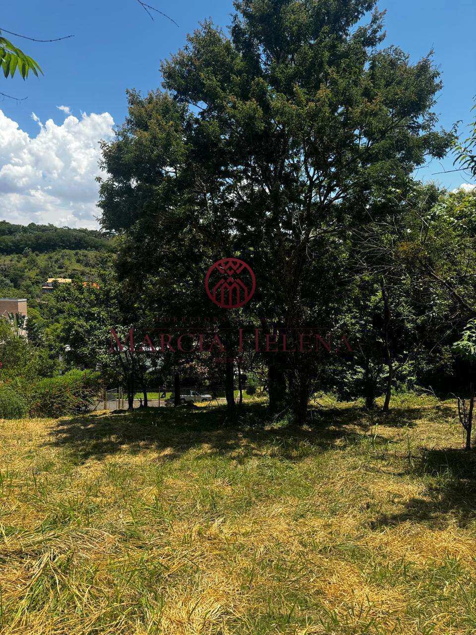  - Terreno em Condomínio à venda, no Condomínio Colinas Do Ermitage Sousas em Campinas, Colinas do Ermitage (Sousas), 1350m²